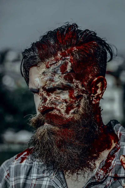 Cadılar Bayramı Savaşı asker yüzündeki yaralar ile