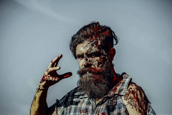 Halloween człowieka z brodą krwawe i włosy — Zdjęcie stockowe