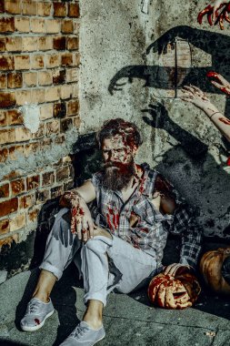 Cadılar Bayramı karanlık gölgeler beton duvar