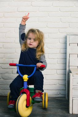 Mutlu çocukluk kavramı