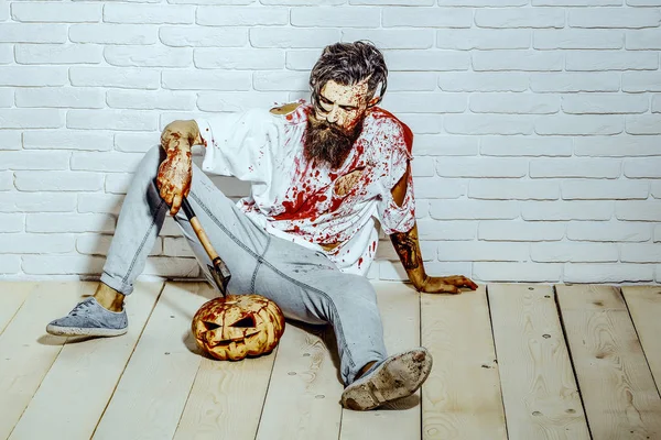 Cadılar Bayramı hipster kırmızı kan splatters ile sakallı — Stok fotoğraf