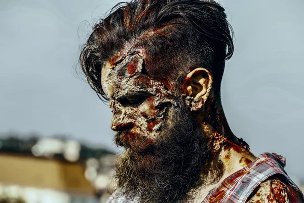 Soldato di guerra di Halloween con ferite sul profilo facciale — Foto Stock