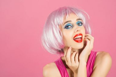 Kuaförler Berber salonları ve berber dükkanı.