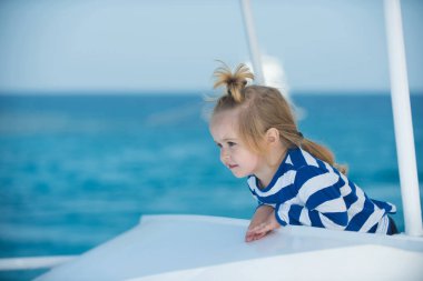 Çocukluk ve mutluluk kavramı.