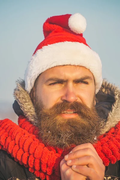 Noel adam uzun sakal ve bıyık yüz