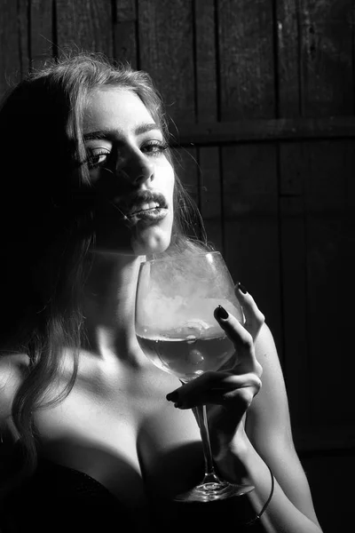 Woman with elixir of beauty — Stock Photo, Image