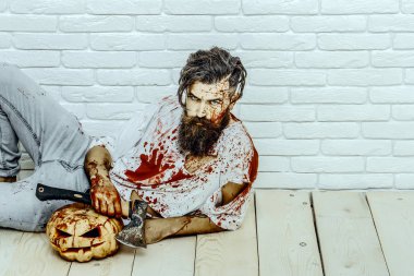 Cadılar Bayramı hipster kırmızı kan splatters ile sakallı