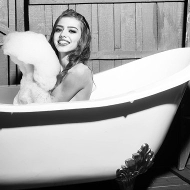 Mutlu kadın banyo
