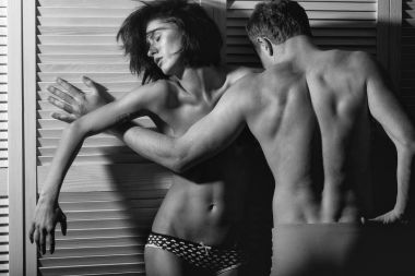 kas maço erkek ve çok seksi kadın genç Çift