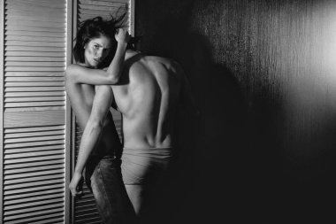 kas maço erkek ve çok seksi kadın genç Çift