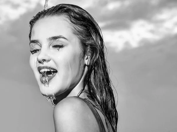 Wet pretty sexy girl on sky — Stock Photo, Image