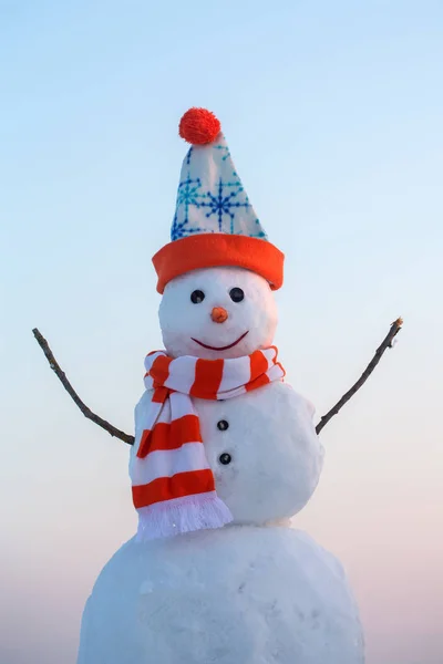 New year snowman from white snow outdoor. — Stock Photo, Image