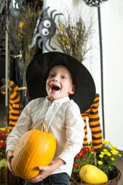 Cadılar Bayramı tatil ve kutlama.