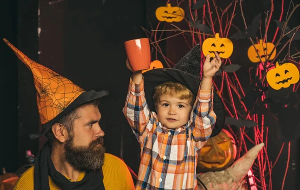 Fiesta y celebración de Halloween . —  Fotos de Stock