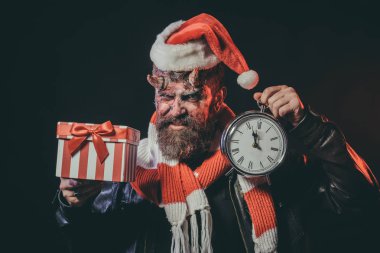 Halloween veya Halloween Noel adam şeytana Noel Baba şapkası