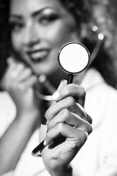 Woman with stethoscope — Stock Photo, Image