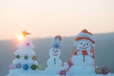 Xmas ağacı star ve topları ile