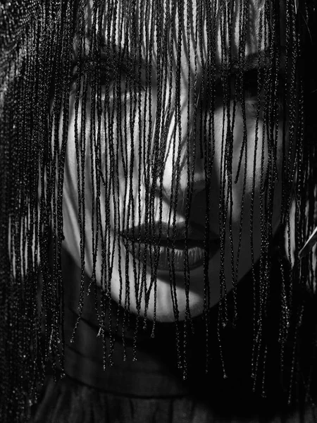 tüy şapka ve peçe çok seksi kadın