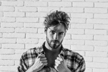 Hansome erkek gömlek açık akıntılar