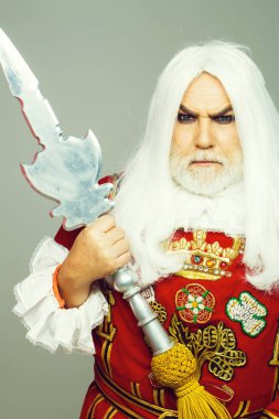 Komuta sizde beefeater kaşlarını