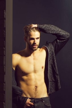 seksi kas sakallı adam