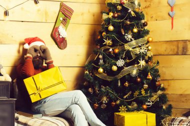 Sakallı Noel hediye adamla