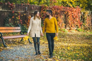 Romantizm ve aşk ilişkisi.