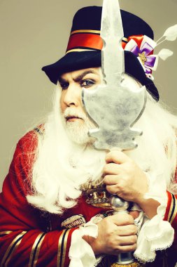 Komuta sizde beefeater kaşlarını