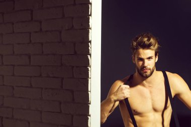 seksi kas sakallı adam