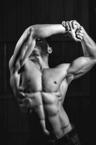 Muskulös sexig man — Stockfoto