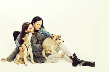 denim husky ile kız