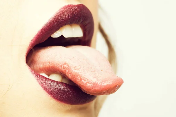 Sexy kobieta usta — Zdjęcie stockowe
