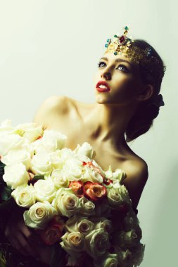 Kraliçe ile gül buketi