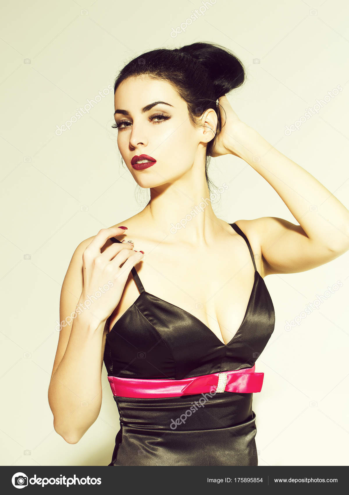 sexi dress girl