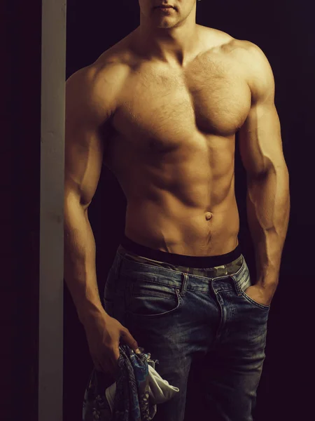 Sexy muscular hombre atleta — Foto de Stock