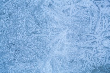 Noel, pencere doku dondurulmuş