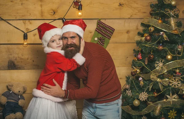 Anno nuovo piccola ragazza e uomo, fiaba . — Foto Stock