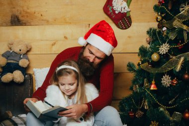 Yeni yıl küçük kız ve erkek, peri masalı.