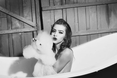 Mutlu kadın banyo