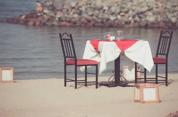 Restaurante da praia do mar ou café no dia ensolarado — Fotografia de Stock