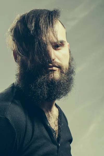 Şık sakallı adam — Stok fotoğraf