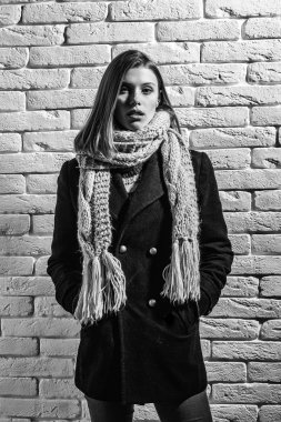 Güzel bir kız ya da sevimli kadın