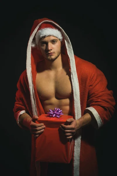 Santa Con Cuerpo Musculoso Abrigo Rojo Joven Disfrazado Santa Claus — Foto de Stock