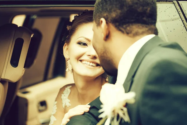 Happy bride smiles to groom — Stock Photo, Image