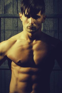 yakışıklı seksi adam