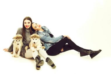 denim husky ile kız