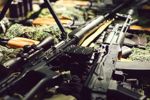 Savaş silah cephanelik