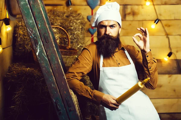 Beau cuisinier barbu chef — Photo