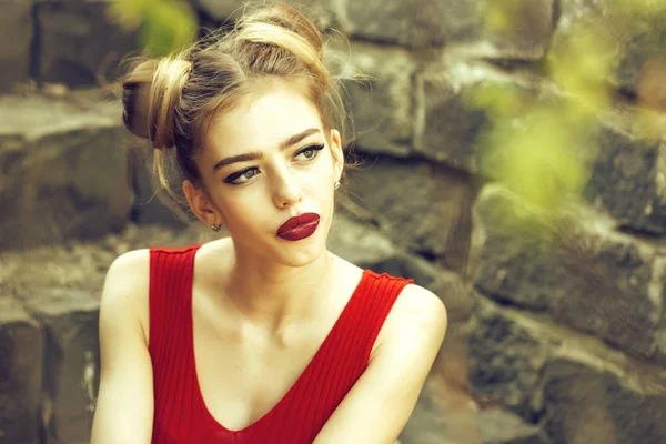 Beautiful Sad Young Woman Stone Wall Background Posing Red Lips — Stock Photo, Image