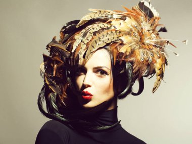 tüy şapka çok seksi kadın